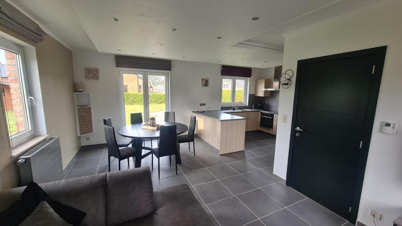 Gîte au 14 - au calme avec jardin , proche de Dinant Anhée Extérieur photo