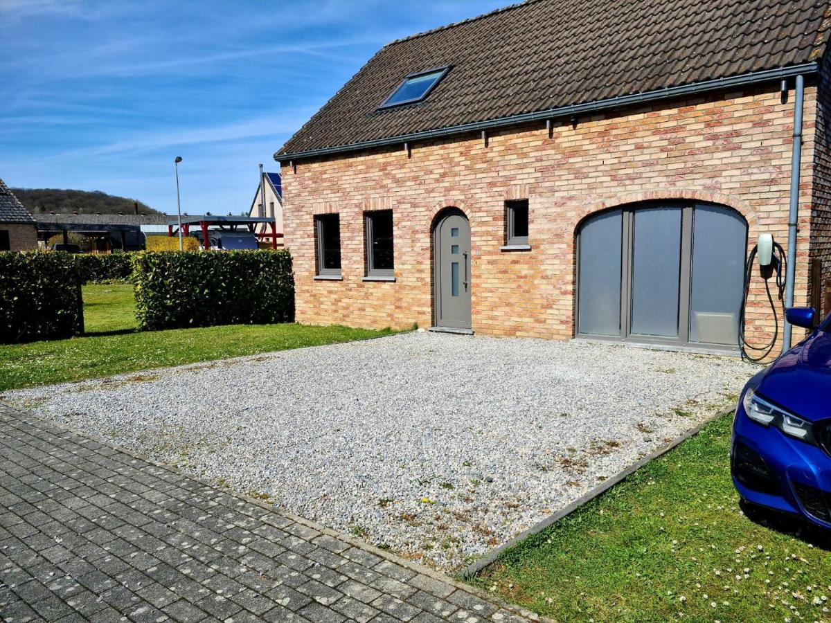 Gîte au 14 - au calme avec jardin , proche de Dinant Anhée Extérieur photo
