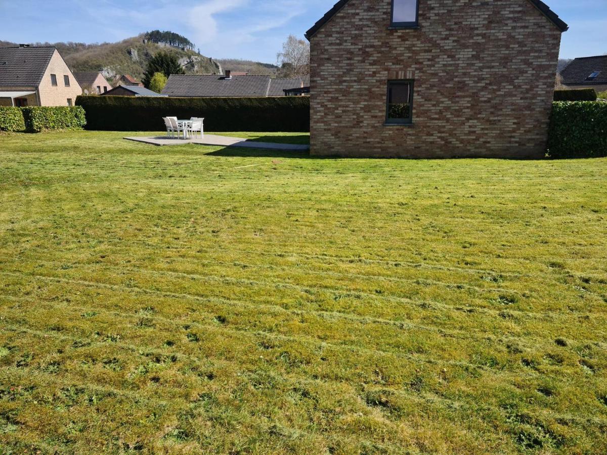 Gîte au 14 - au calme avec jardin , proche de Dinant Anhée Extérieur photo